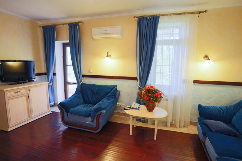 Люкс 2-местный 2-комнатный (корпус №1,2)