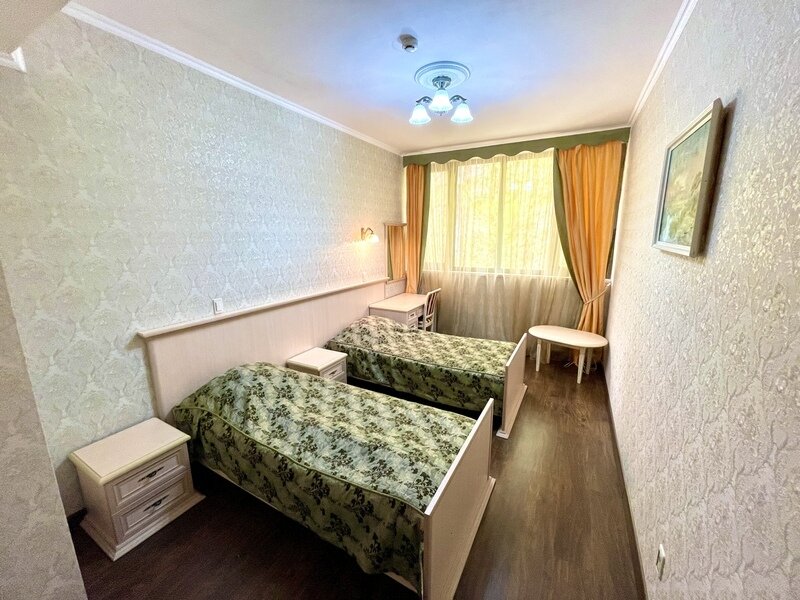 Люкс 2-местный 3-комнатный (корпус №1,2)