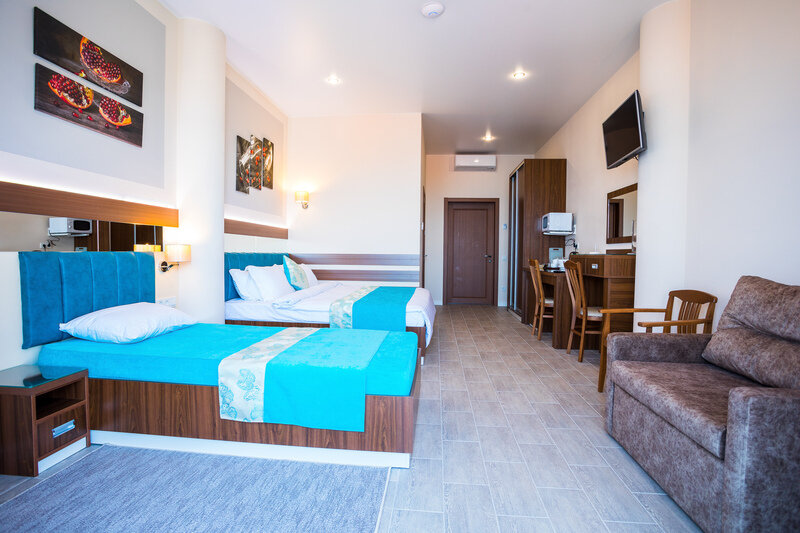 Полулюкс 2-местный корпус А ( с видом на море) (2)