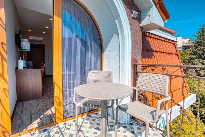 Стандартный 2-местный корпус В (с видом на море) (5)