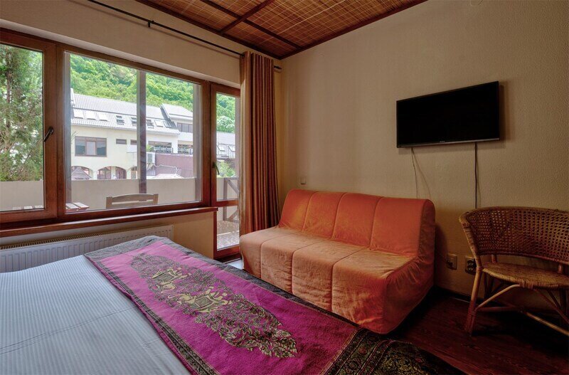 Люкс 2-местный 1-комнатный (с балконом)