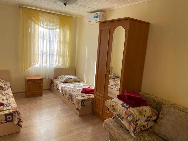 Стандартный 3-местный 1-комнатный (с кондиционером)