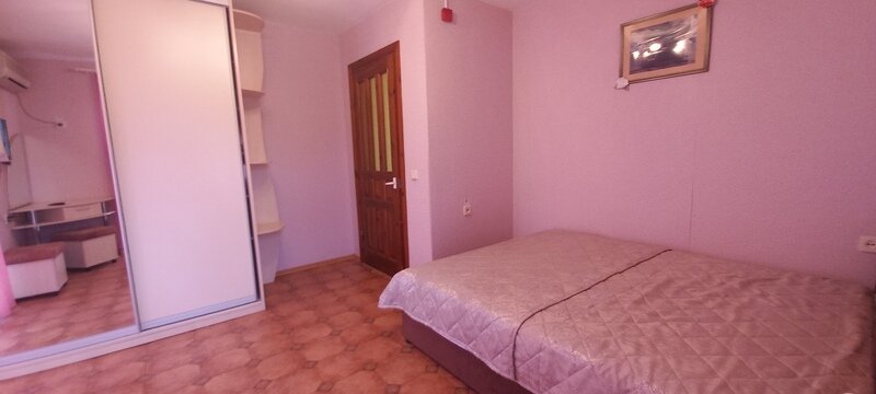 Коттедж 4-местный 3-комнатный (3 категория)