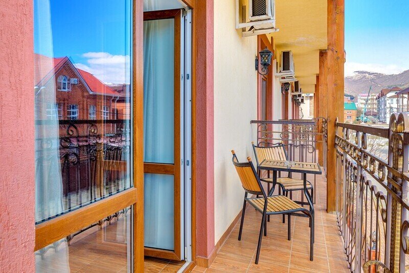 Стандартный 3-местный 1-комнатный (с балконом)