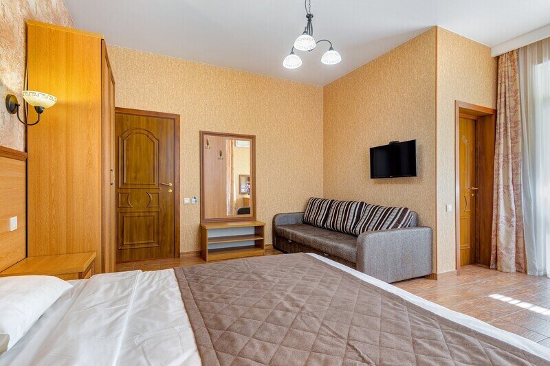 Стандартный 4-местный 1-комнатный (с балконом)