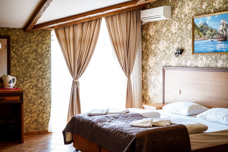 Стандартный 4-местный 2-комнатный