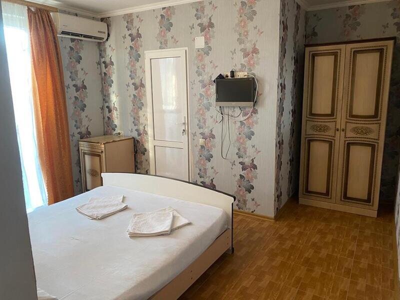 «Золотой Песок» гостевой дом, 2-х местный номер_8