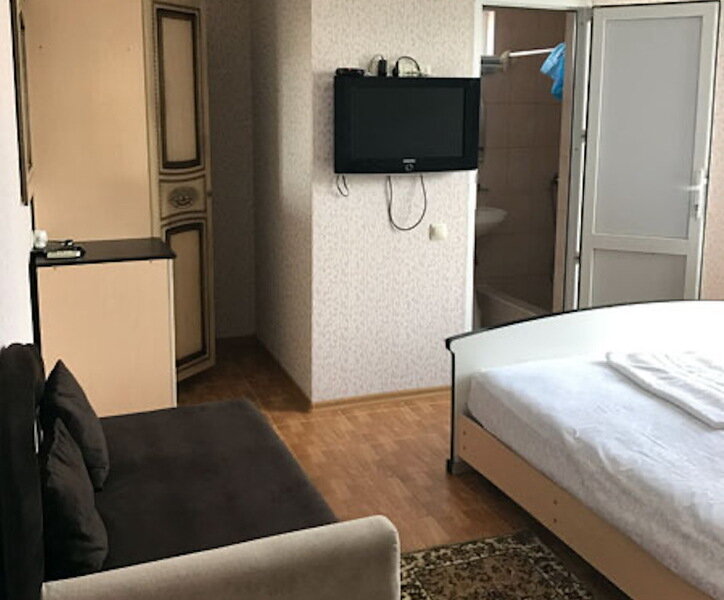 «Золотой Песок» гостевой дом, 3-х местный номер_5