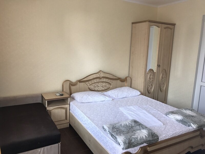 «Золотой Песок» гостевой дом, 3-х местный номер_6