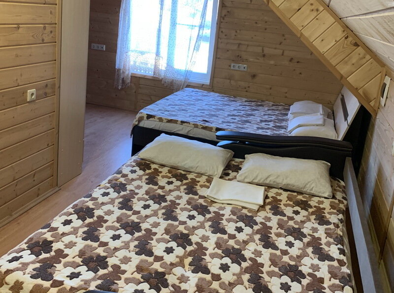 «Золотой Песок» гостевой дом, 4-х местный номер_8