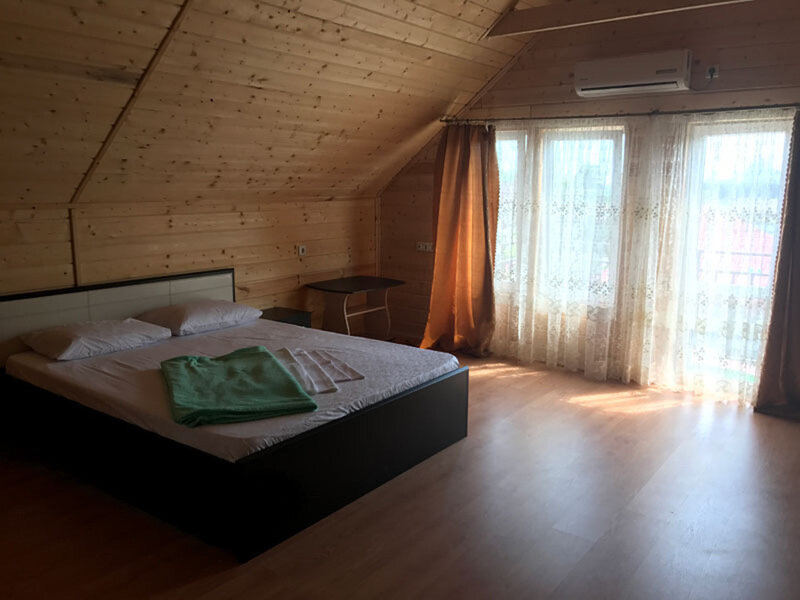 «Золотой Песок» гостевой дом, 5-ти местный номер_6