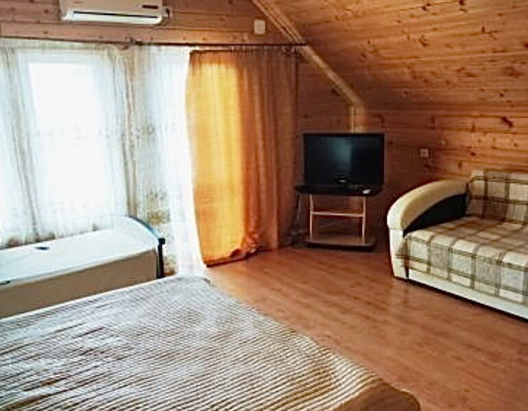 «Золотой Песок» гостевой дом, 5-ти местный номер_7