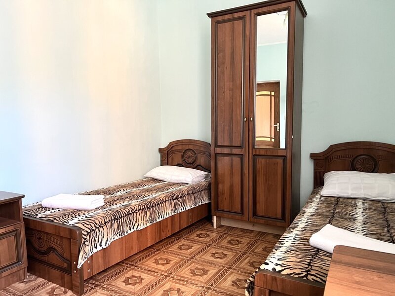 Эконом 3-местный