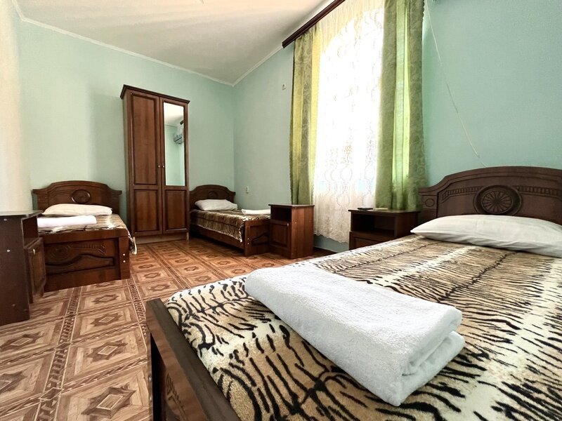 Эконом 3-местный