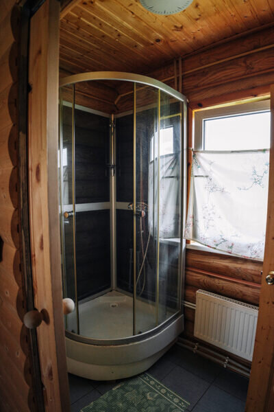 Коттедж 6-местный (с русской печью)