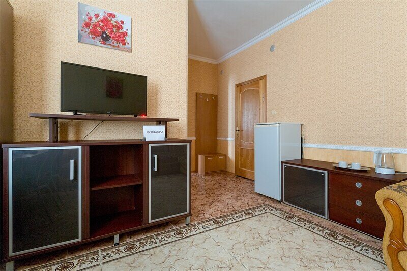 Семейный 4-местный 2-комнатный (1 этаж)