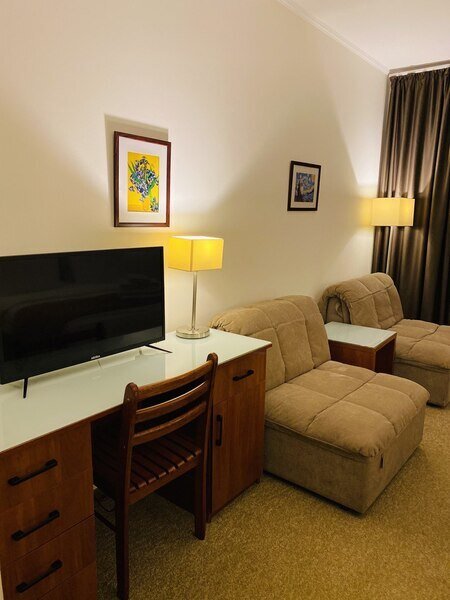 Семейный Люкс 2-местный 1-комнатный (с балконом)