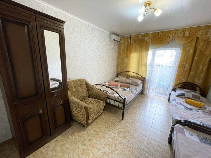 Стандартный 4-местный (с террасой)