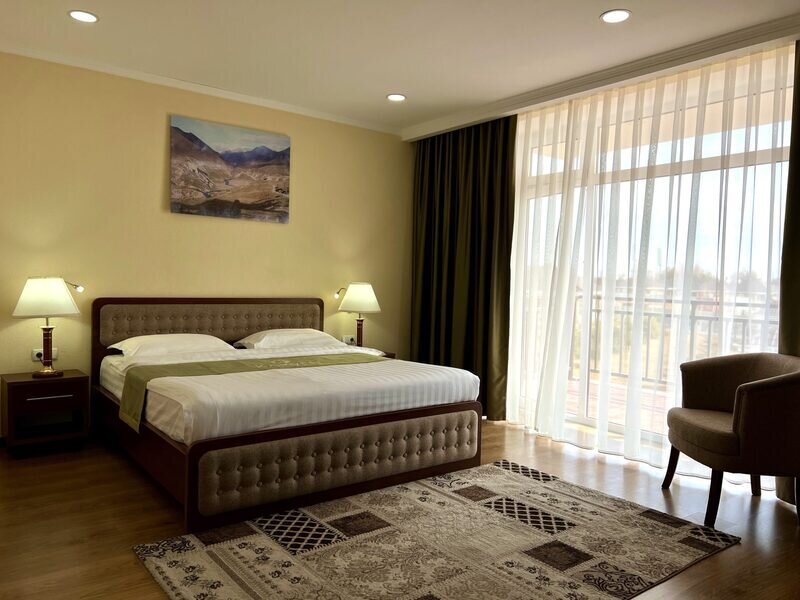 Стандартный 1-местный