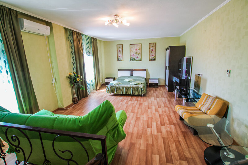 200UR-6