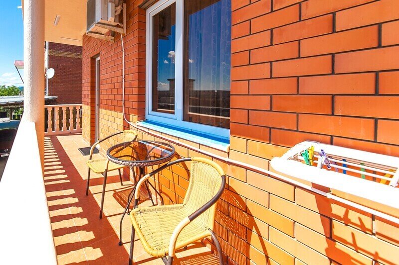 Люкс 4-местный 2-комнатный (с видом на горы)