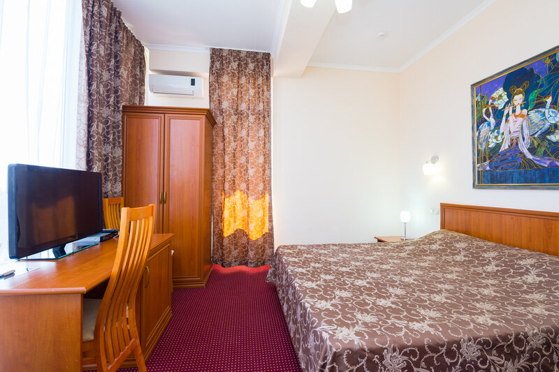 Люкс 4-местный 2-комнатный