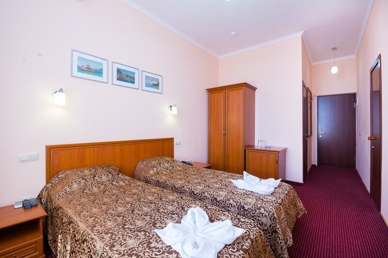 Люкс 4-местный 2-комнатный