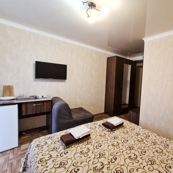 Стандартный 2-местный (с балконом и доп.местом)