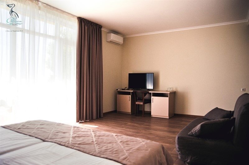 Люкс 3-местный (с балконом, вид на море)