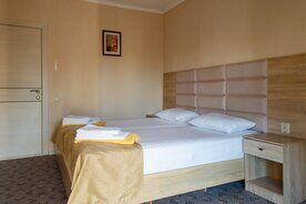 Двухместный номер Standard двуспальная кровать, База отдыха Венеция, Каменск-Шахтинский