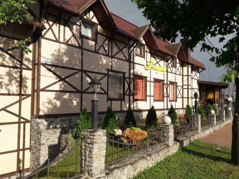 Отель Рауту, Ленинградская область, Приозерский район поселок Кротово поселок Лосево деревня Косколово поселок Стеклянный деревня Андрианово поселок Мичуринское