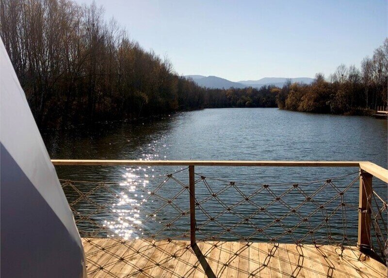 Шатер Орлан Белоплечий