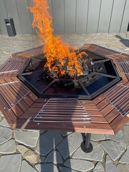 Стол-мангал