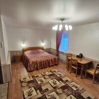 Двухместный люкс с видом на внутренний двор двуспальная кровать, Гостевой дом Байкал Пеко, Прибайкальский