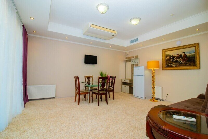 Люкс 4-местный 2-комнатный