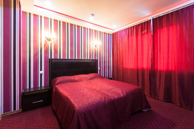 Люкс 2-местный Бордовый