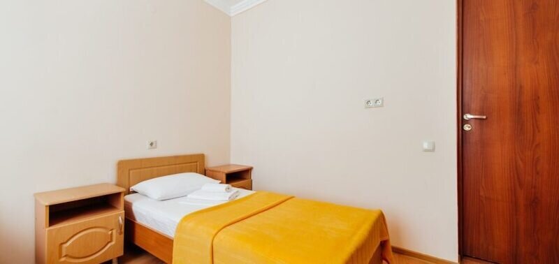 Стандартный 1-местный