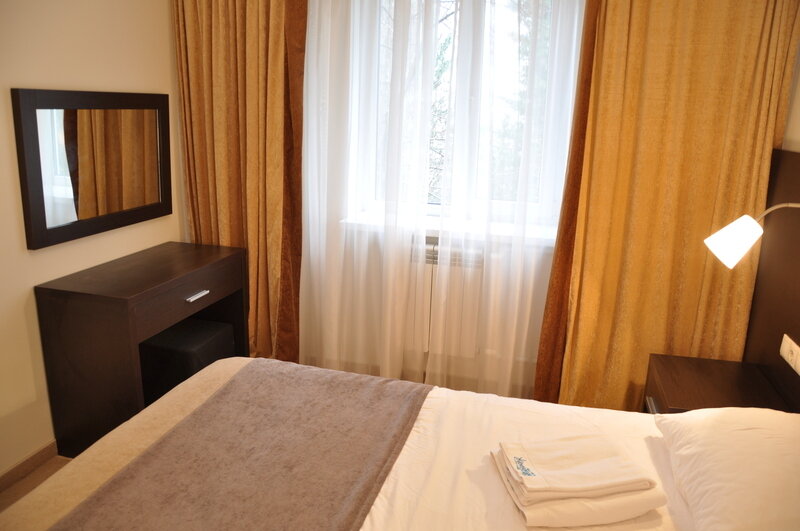 4-местный 3-комнатный (с балконом и видом во двор, корпус 3 Горный)