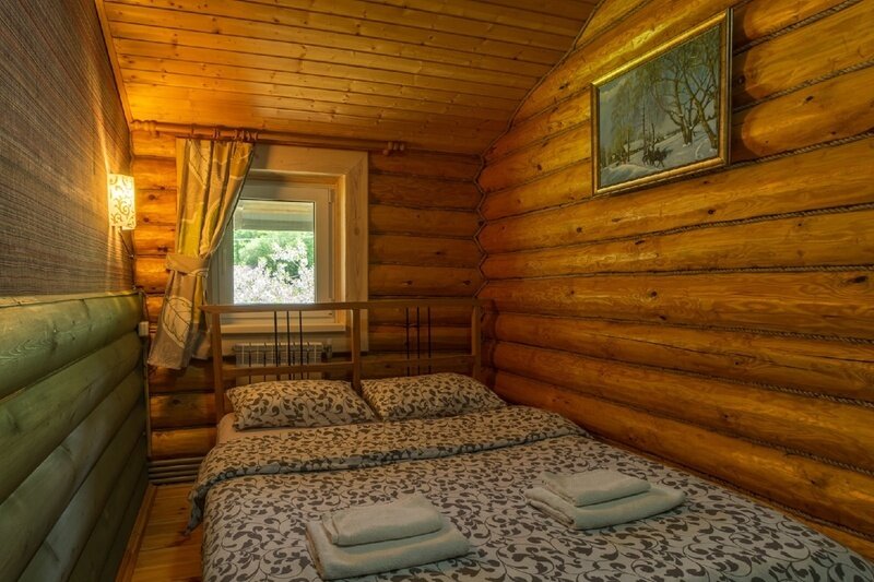 Дом 14-местный ВИП (с беседкой)