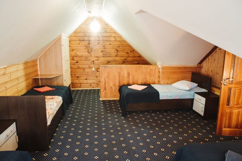 Номер 10 местный 2-этажный