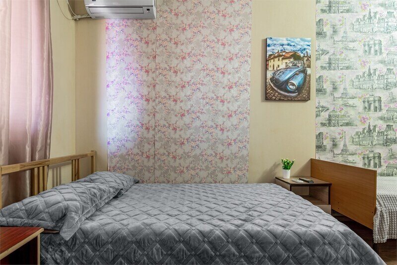 Семейный 4-местный (с 2 односпальными кроватями)