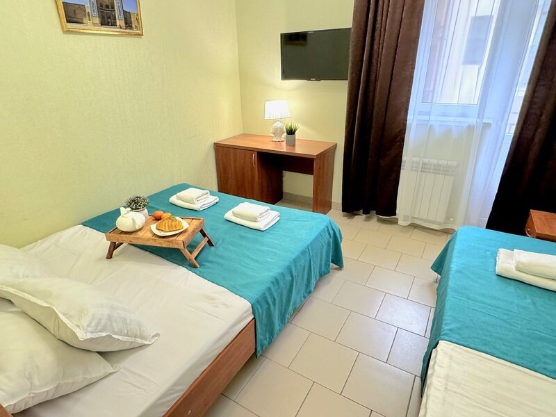 Комфорт плюс 3-местный (с балконом)