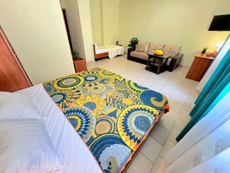 Улучшенный 5-местный 2-комнатный (с балконом)