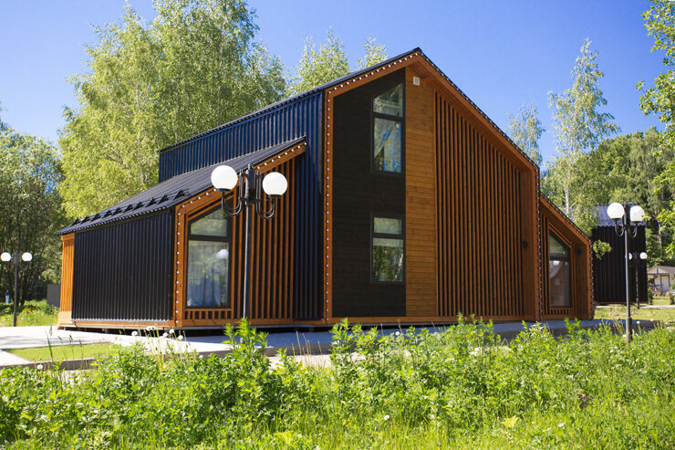 Дом 10-местный (Есенин, с костровой чашей в саду)