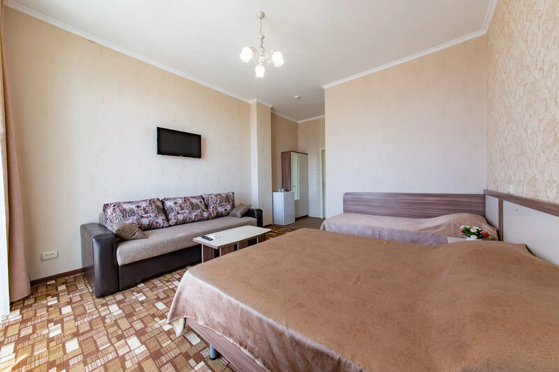 Комфорт 3-местный (с балконом)