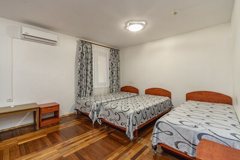 Эконом 3-местный (без балкона)