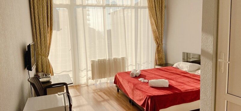 Стандартный 2-местный (вид на бассейн)