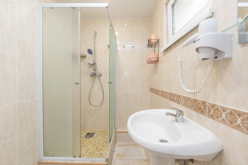 Семейный 4-местный 2-комнатный (с балконом)