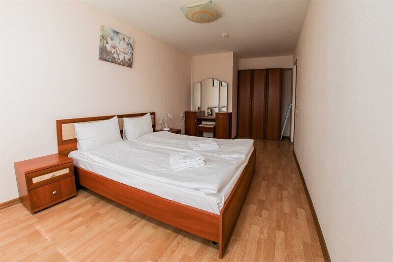 Люкс 2-местный 2-комнатный (с балконом) Фестивальная