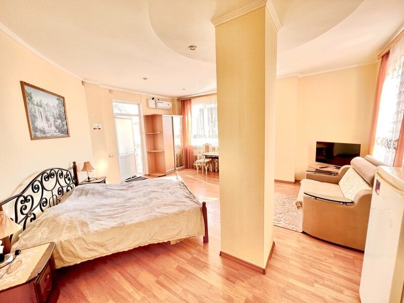 Полулюкс 2-местный 1-комнатный (2.1)